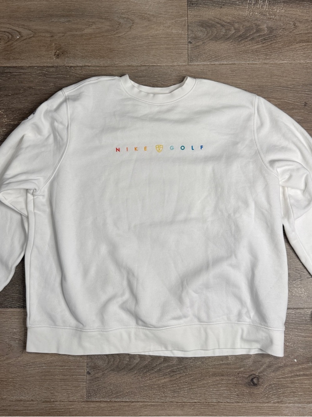 Nike Golf Crewneck Sweatshirt in White with Multicolor Logo 1282